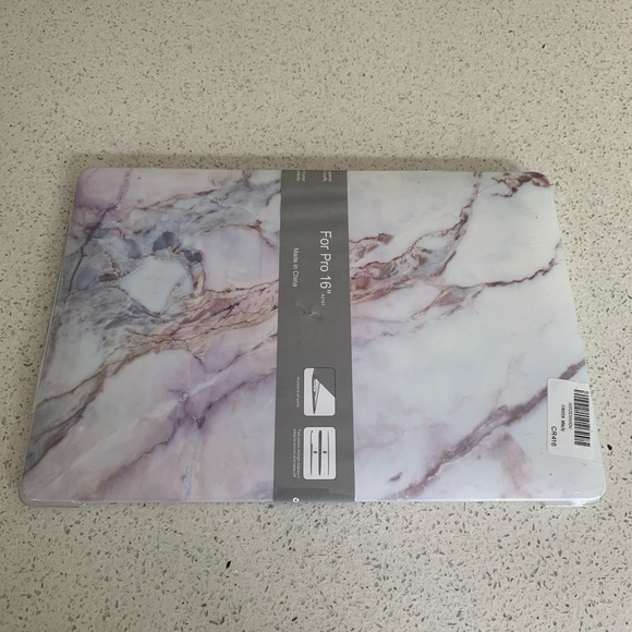 Beautiful MacBook Pro 16 inch Laptop Case💜✨ - Picture 7 of 7